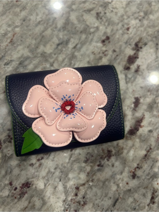 kate spade Handbags - kate spade Parisian Navy Card Holder/Change Purse w/ Pink Flower